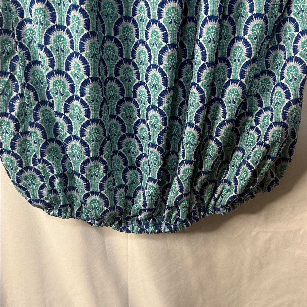 Max Studio Blue And White Patterned Top - image 5